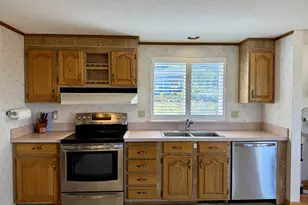 98609 Camellia Dr, Brookings, OR 97415 - Photo 6