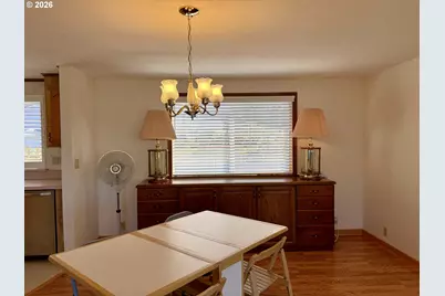 98609 Camellia Dr, Brookings, OR 97415 - Photo 14