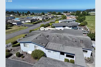 98609 Camellia Dr, Brookings, OR 97415 - Photo 1