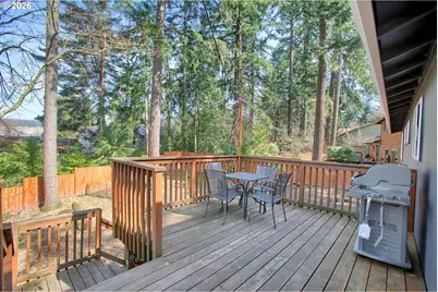 12221 SW Taylor Ct, Portland, OR 97225 - Photo 36