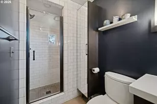 12221 SW Taylor Ct, Portland, OR 97225 - Photo 20