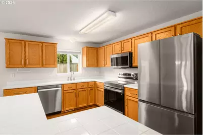 7082 SE Lois St, Hillsboro, OR 97123 - Photo 12