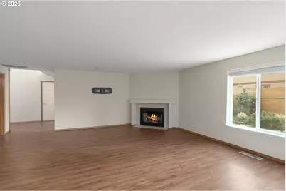 7082 SE Lois St, Hillsboro, OR 97123 - Photo 4