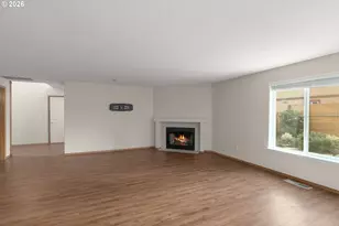 7082 SE Lois St, Hillsboro, OR 97123 - Photo 4