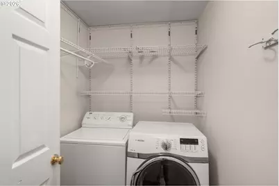 7082 SE Lois St, Hillsboro, OR 97123 - Photo 32