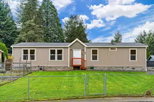 52 Veys Dr, Kelso, WA 98626 - Photo 2