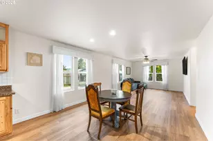 52 Veys Dr, Kelso, WA 98626 - Photo 20