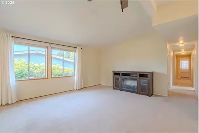 5701 NE St Johns Rd #60, Vancouver, WA 98661 - Photo 6