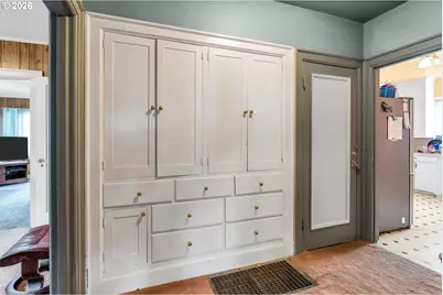 8906 N Willamette Blvd, Portland, OR 97203 - Photo 14