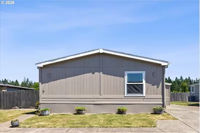 1000 S McKern Ct #13, Newberg, OR 97132 - Photo 1