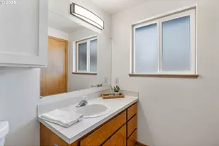 3196 Midway Rd, Hood River, OR 97031 - Photo 26