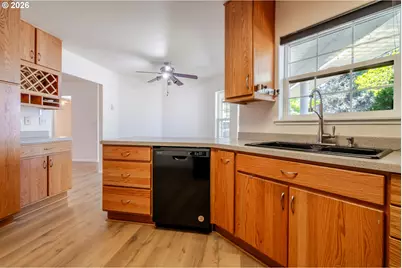 3325 Quail Pl, Lebanon, OR 97355 - Photo 16