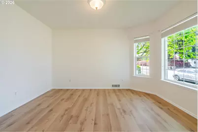 3325 Quail Pl, Lebanon, OR 97355 - Photo 10