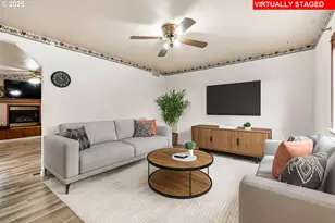 811 NE 2nd St, Winlock, WA 98596 - Photo 18