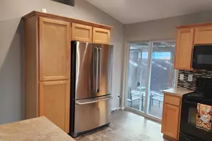 1765 NW Salmon River St, Salem, OR 97304 - Photo 10