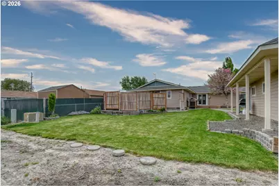 329 W Garfield St, Athena, OR 97813 - Photo 42