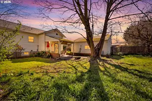 8951 N Van Houten Ave, Portland, OR 97203 - Photo 4