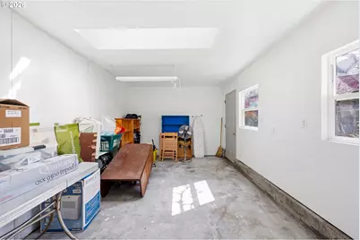 8951 N Van Houten Ave, Portland, OR 97203 - Photo 18