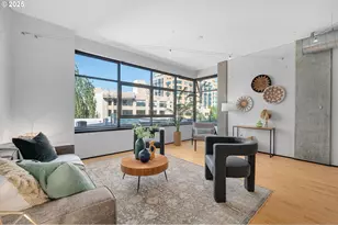 333 NW 9th Ave, Portland, OR 97209 - Photo 6