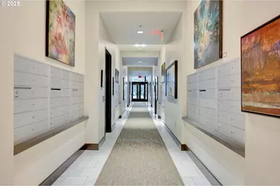 333 NW 9th Ave #503, Portland, OR 97209 - Photo 36