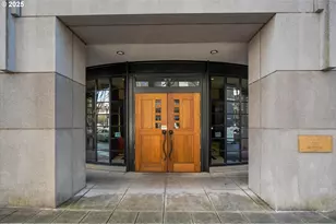 333 NW 9th Ave, Portland, OR 97209 - Photo 32