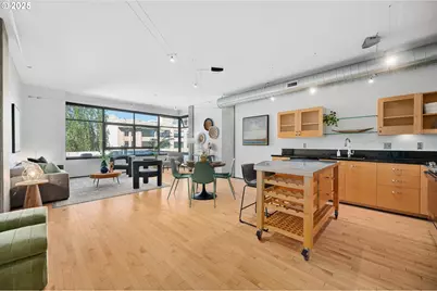 333 NW 9th Ave #503, Portland, OR 97209 - Photo 16