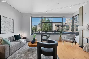 333 NW 9th Ave, Portland, OR 97209 - Photo 2