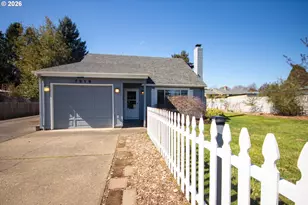 7919 SE Clackamas Rd, Milwaukie, OR 97267 - Photo 2