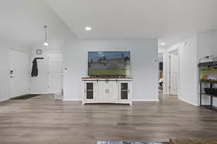 7919 SE Clackamas Rd, Milwaukie, OR 97267 - Photo 6