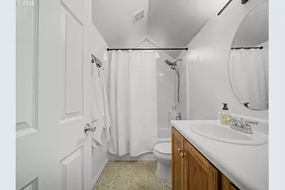 7919 SE Clackamas Rd, Milwaukie, OR 97267 - Photo 18