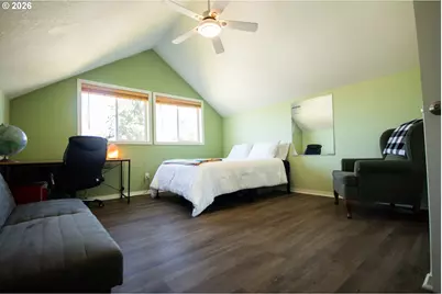 7919 SE Clackamas Rd, Milwaukie, OR 97267 - Photo 16