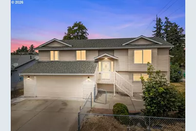 3857 SE 136th Ave, Portland, OR 97236 - Photo 2