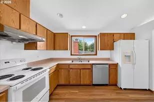 3857 SE 136th Ave, Portland, OR 97236 - Photo 24
