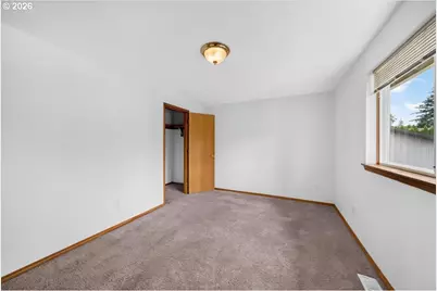 3857 SE 136th Ave, Portland, OR 97236 - Photo 32