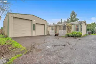 643 SE Brookwood Ave, Hillsboro, OR 97123 - Photo 1