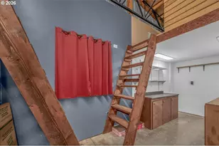 643 SE Brookwood Ave, Hillsboro, OR 97123 - Photo 30