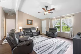 252 Blackledge Rd, Carson, WA 98610 - Photo 6