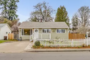 480 E Gloucester St, Gladstone, OR 97027 - Photo 1