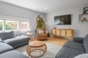 545 Dartmoor Dr, Eugene, OR 97401 - Photo 32