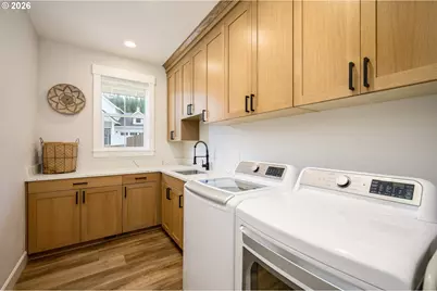 1160 Bedlington Ter, Silverton, OR 97381 - Photo 30