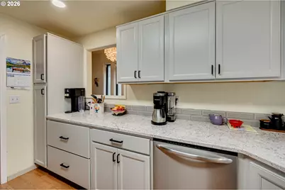 8109 NE 14th St #A, Vancouver, WA 98664 - Photo 6