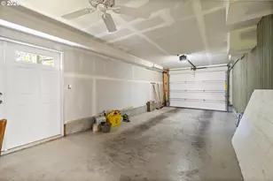 8716 NW Bailey St, Portland, OR 97231 - Photo 30