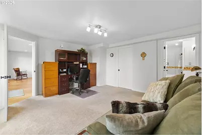 8716 NW Bailey St, Portland, OR 97231 - Photo 18