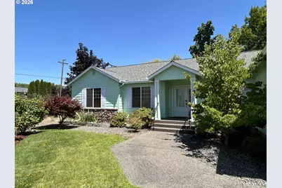 128 Watusi Ct, Winston, OR 97496 - Photo 1