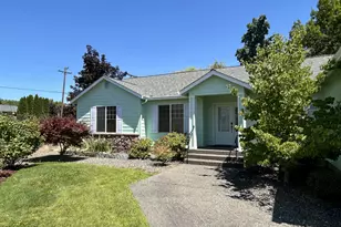 128 Watusi Ct, Winston, OR 97496 - Photo 1