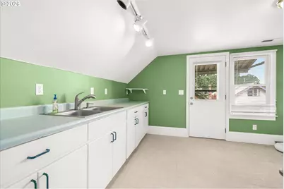 1911 SE 42nd Ave, Portland, OR 97215 - Photo 30