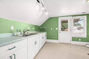 1911 SE 42nd Ave, Portland, OR 97215 - Photo 30