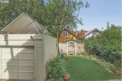 1911 SE 42nd Ave, Portland, OR 97215 - Photo 16