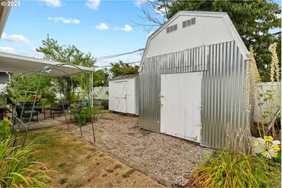 614 S 10th St, Saint Helens, OR 97051 - Photo 32