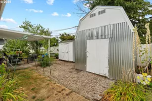 614 S 10th St, Saint Helens, OR 97051 - Photo 32